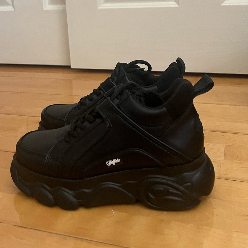 Buffalo London Black Shoes